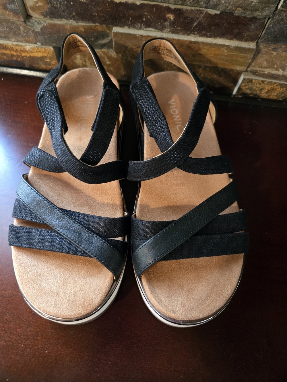 Vionic Black Strappy Comfort Sandals
